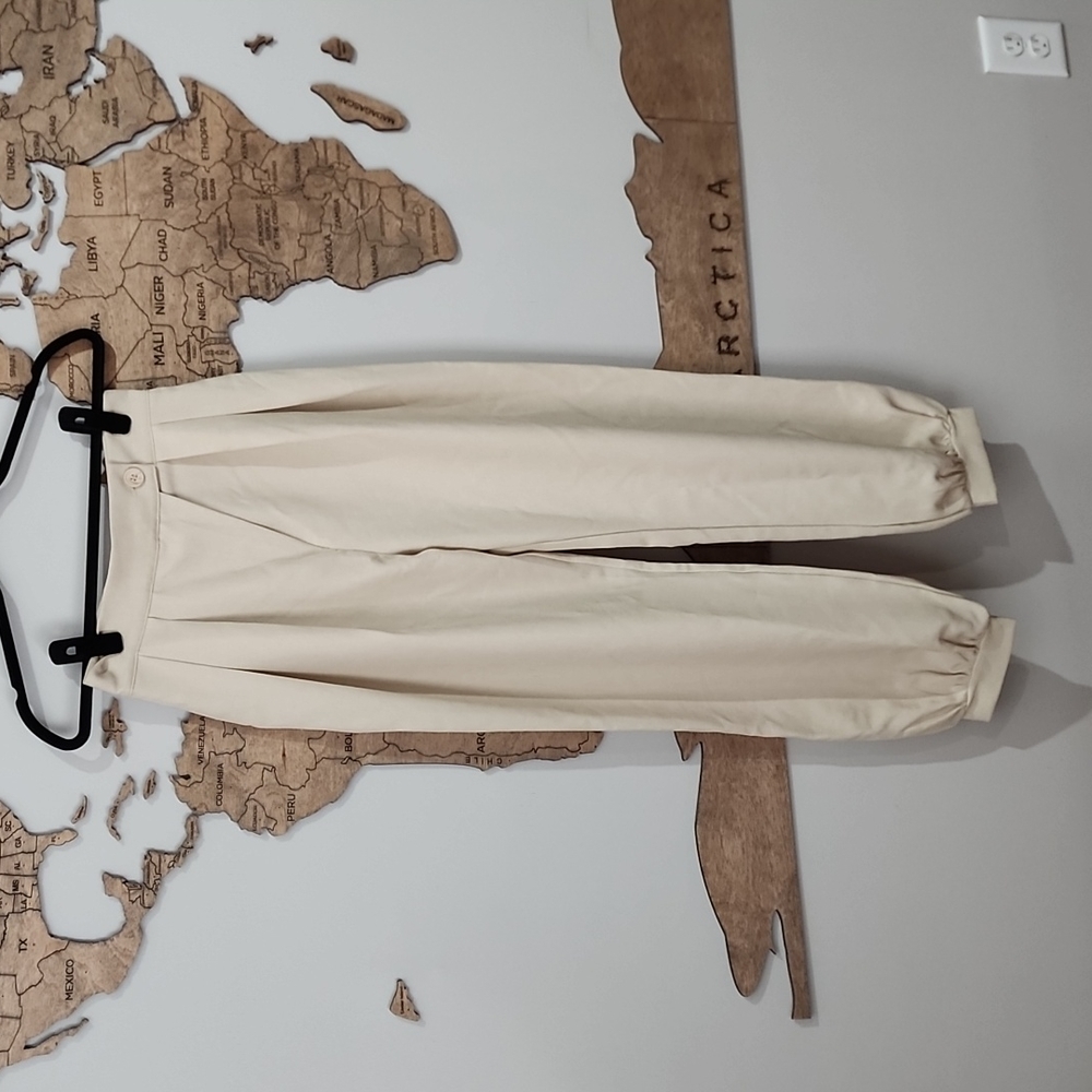 Tailor It How It Is High-Waisted balloon trousers Pants Stone size 4